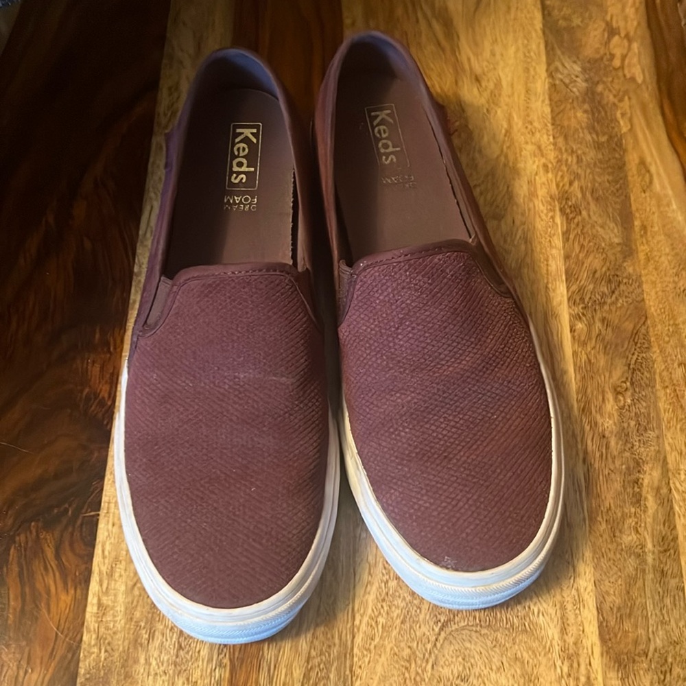 Keds deem foam gently used